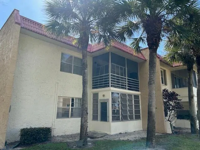  Residence photo 4