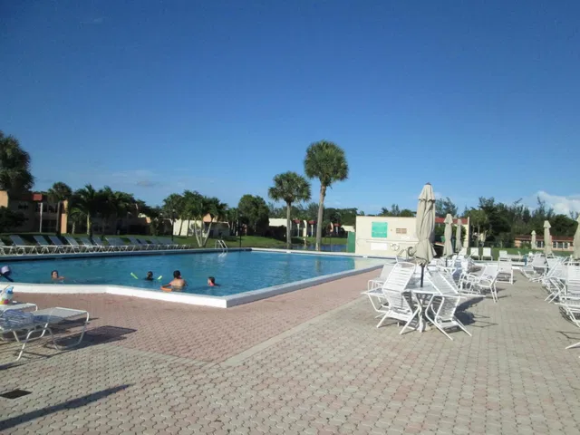 Residence photo 31