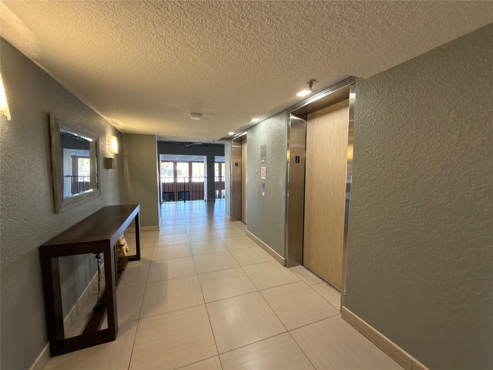 Unit 208 photo 7