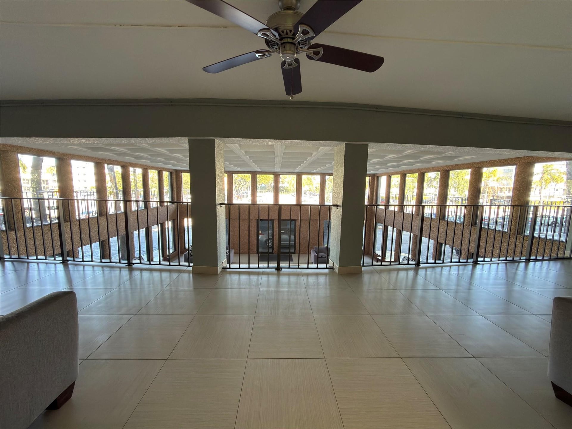 Unit 208 photo 9