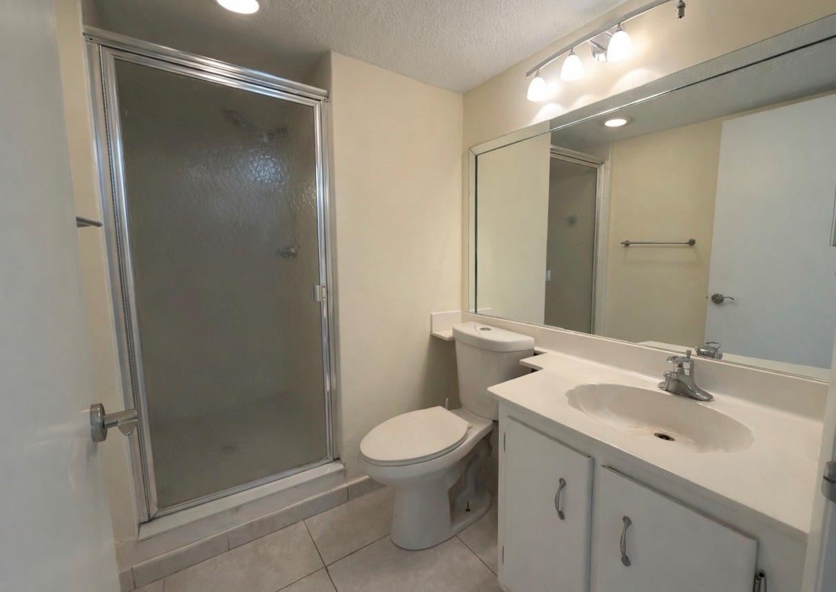 Unit 208 photo 32