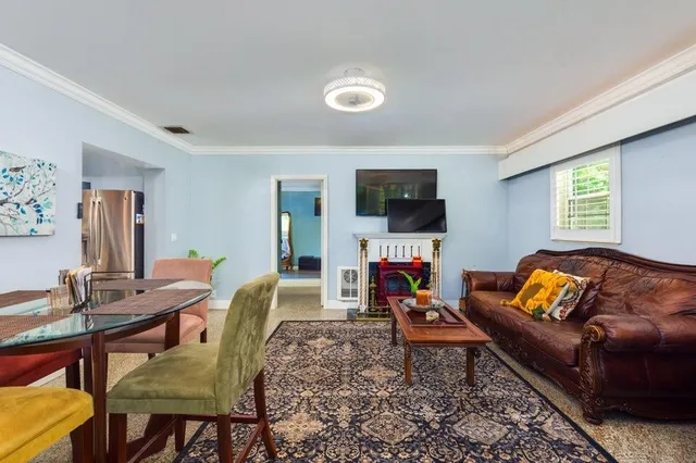 Residence photo 19