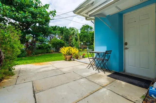 Residence photo 25