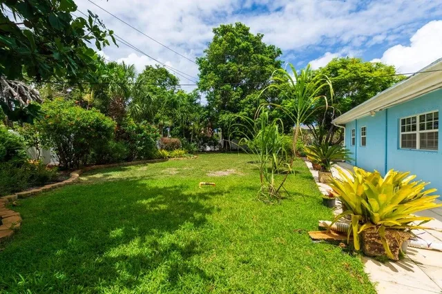 Residence photo 30