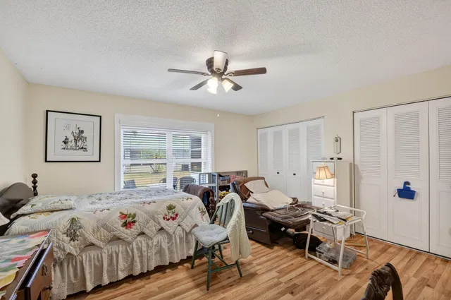Residence photo 20