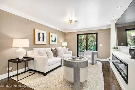 Residence photo 4