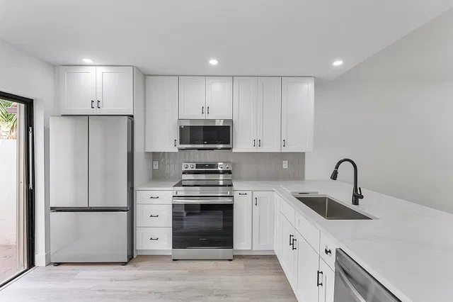  Residence photo 4