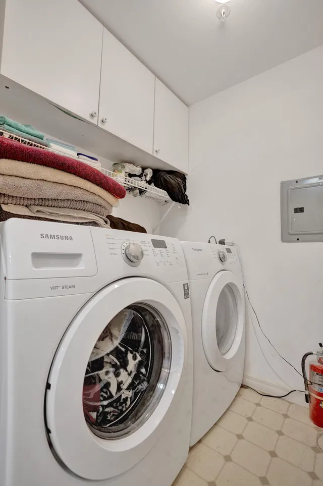 Residence photo 61