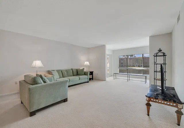  Unit 208 photo 10