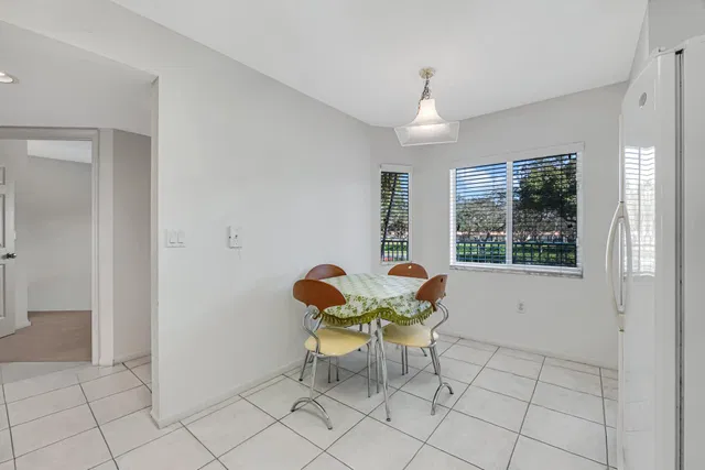  Unit 208 photo 21