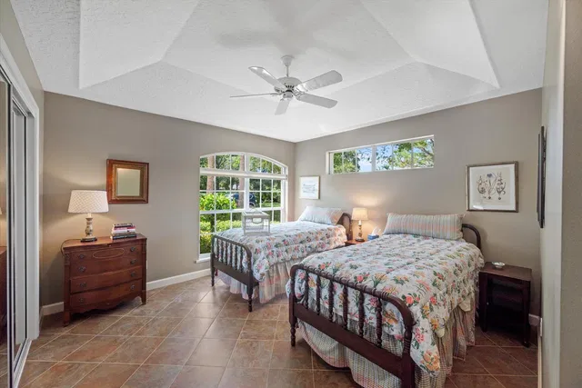 Willoughby Golf Club Residence photo 21