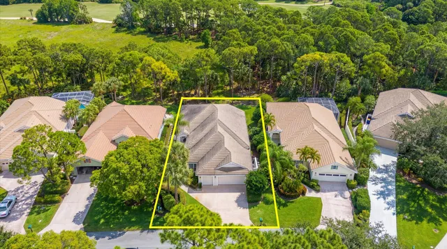 Willoughby Golf Club Residence photo 30