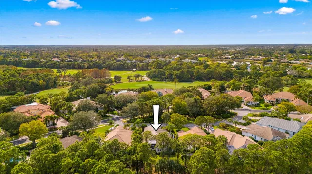 Willoughby Golf Club Residence photo 32