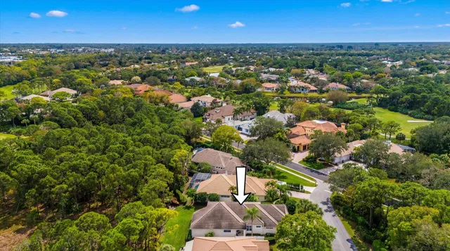 Willoughby Golf Club Residence photo 38