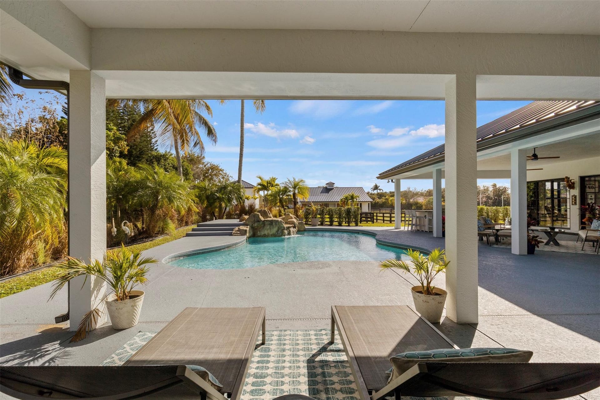 Paddock Park 2 Residence photo 41