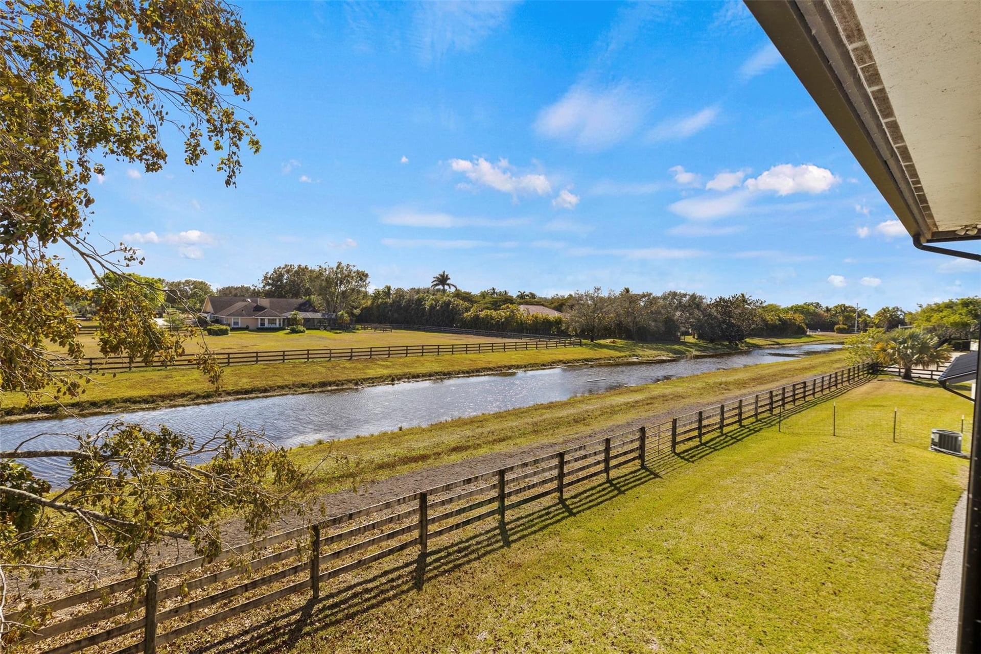 Paddock Park 2 Residence photo 50