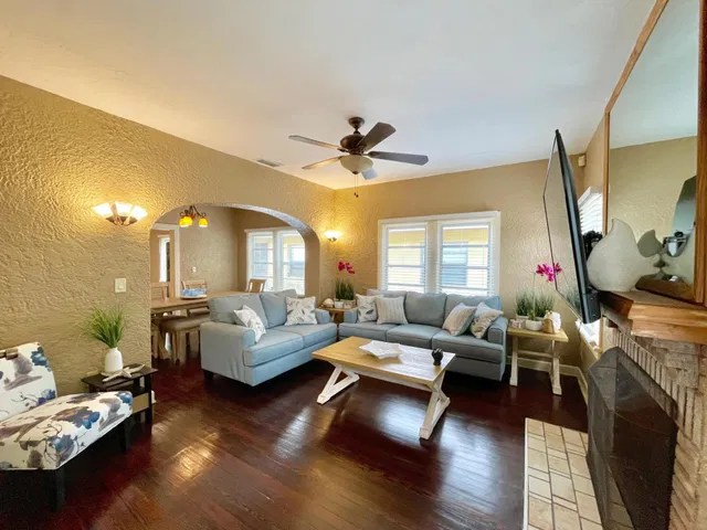 West Palm Beach Unit Sfh With A Detached Apt. photo 4