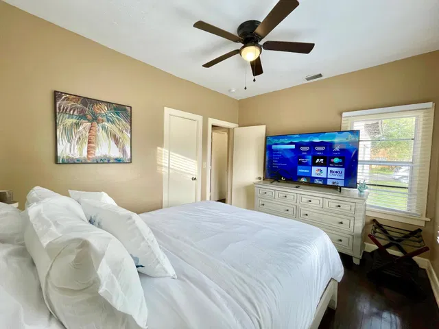 West Palm Beach Unit Sfh With A Detached Apt. photo 17