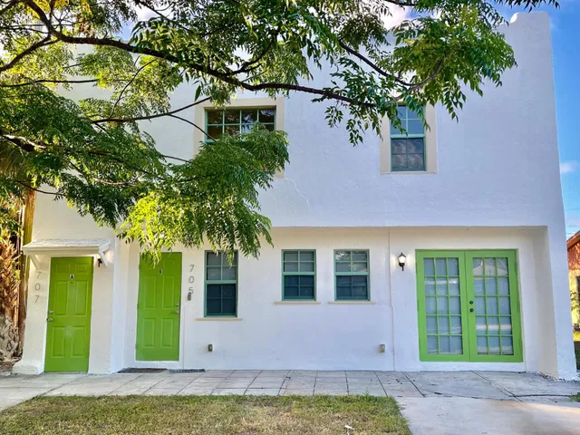 West Palm Beach Unit Sfh With A Detached Apt. photo 19