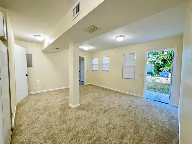 West Palm Beach Unit Sfh With A Detached Apt. photo 20