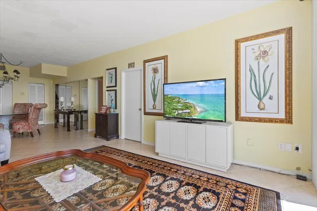 The Patrician of Palm Beach Unit 812 photo 22
