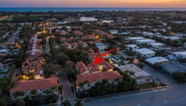 Palm Trail Delray Beach Residence photo 5