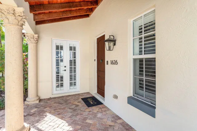 Palm Trail Delray Beach Residence photo 9