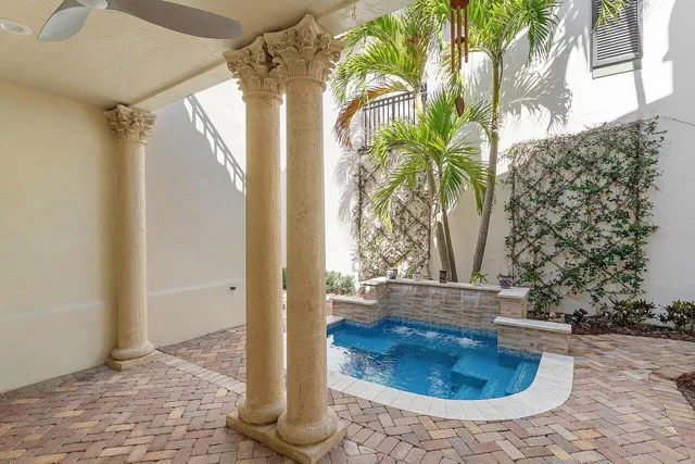 Palm Trail Delray Beach Residence photo 35