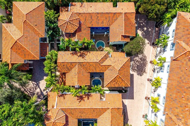 Palm Trail Delray Beach Residence photo 39
