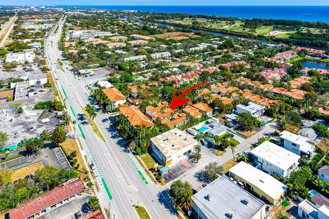 Palm Trail Delray Beach Residence photo 41