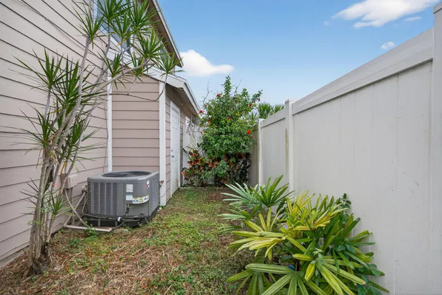 Unit 19c photo 25