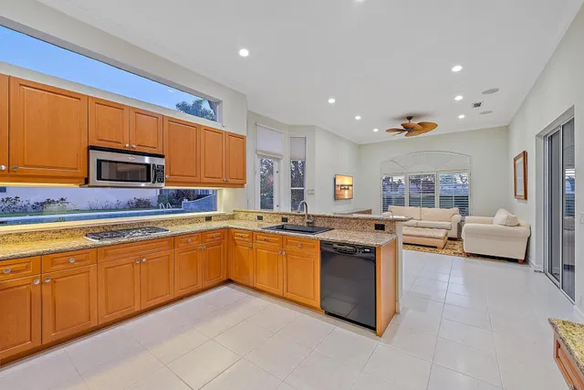 PGA National Palm Beach Gardens Residence photo 18