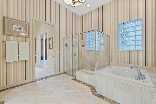 PGA National Palm Beach Gardens Residence photo 29