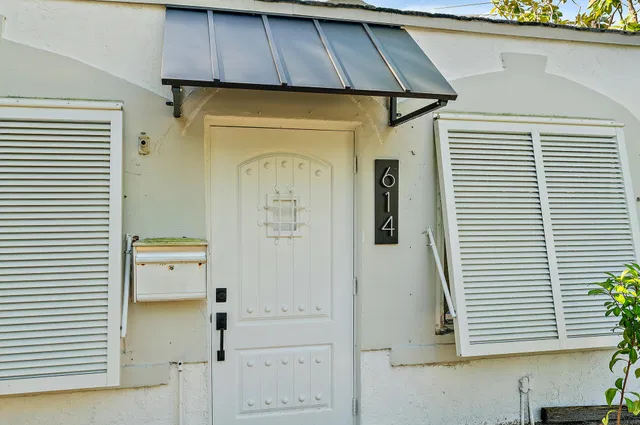 Residence photo 2