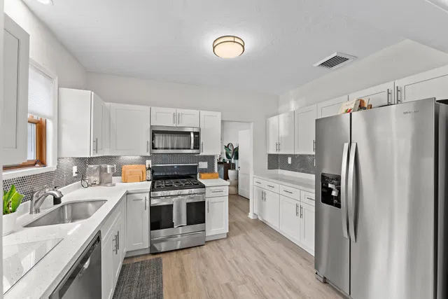 Residence photo 10
