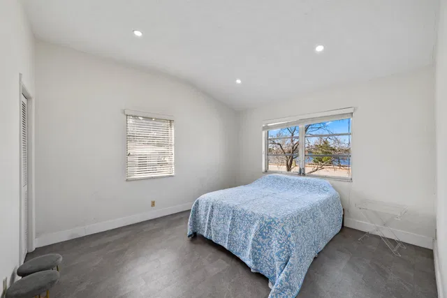 Residence photo 23