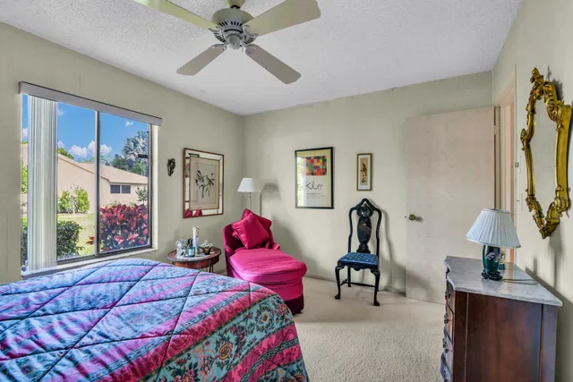 Residence photo 31