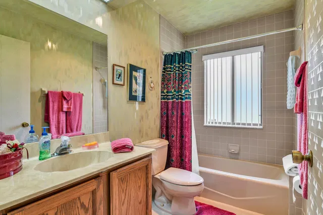 Residence photo 32