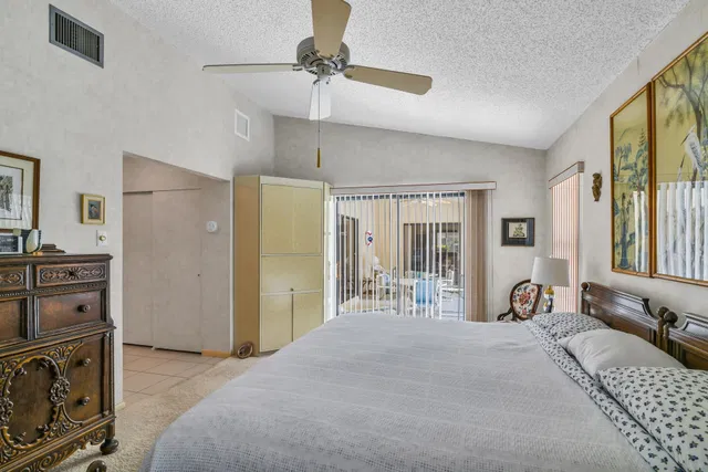 Residence photo 39