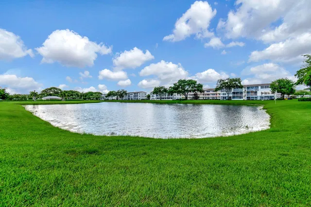 Residence photo 41