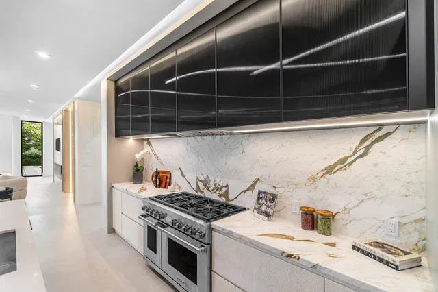 Palm Trail Delray Beach Residence photo 9