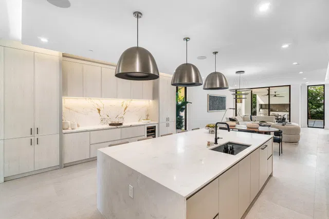 Palm Trail Delray Beach Residence photo 11
