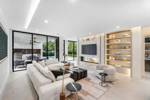 Palm Trail Delray Beach Residence photo 19