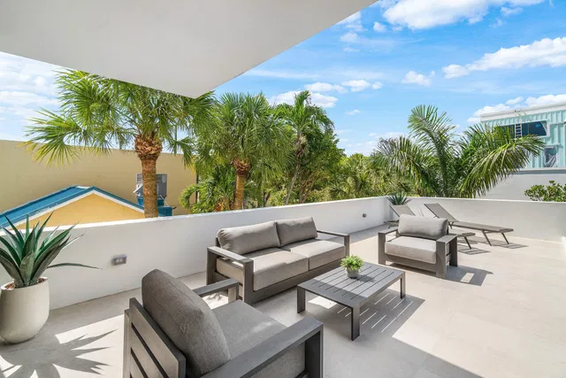 Palm Trail Delray Beach Residence photo 47