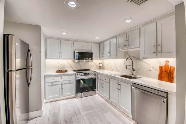 Singer Island Unit B-15d photo 11