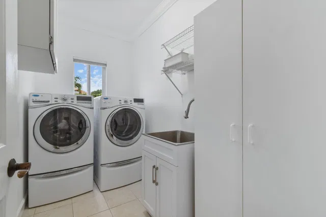 West Palm Beach Residence photo 29