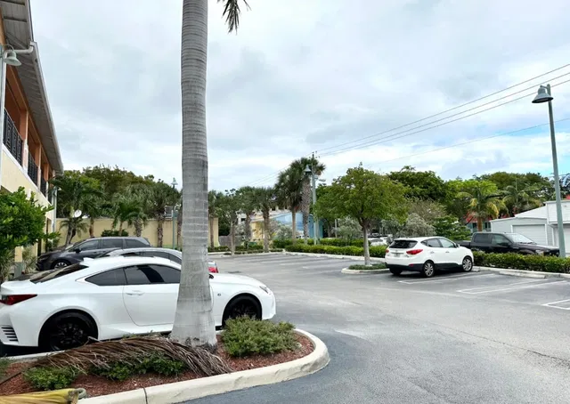 Downtown Delray Beach Unit 101 photo 8