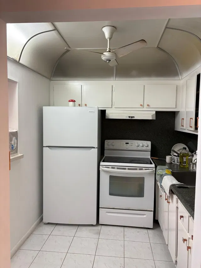  Unit C photo 10