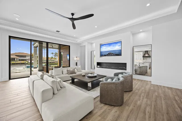 Village of North Palm Beach Residence photo 15