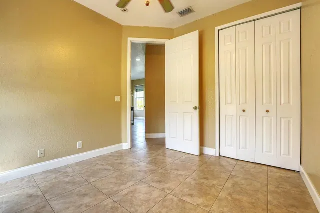 Residence photo 6